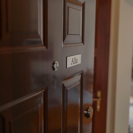 Aliz Apartman Мишкольц Экстерьер фото